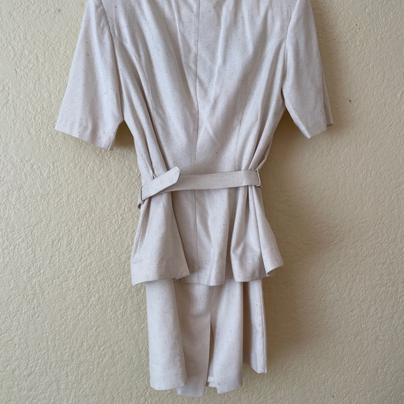 Vintage Edie Johne 1980s Silk Cream and Gold Embellished Blouse & Skirt Set - Picture 9 of 16